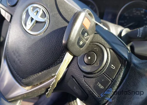 2018 Toyota Rav4 Xle from USA, damaged, VIN 2T3WFREV4JW467307